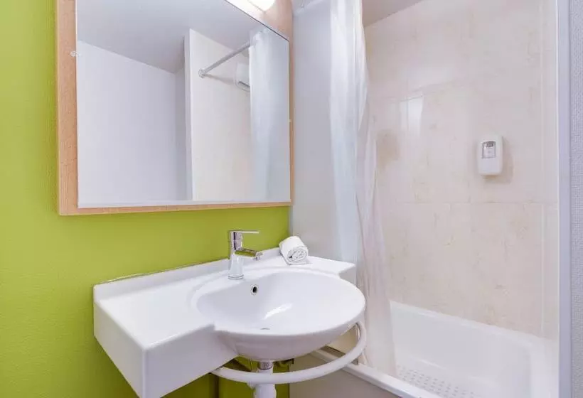 スタンダードトリプルルーム, B&b Hotel Frejus Puget Sur Argens