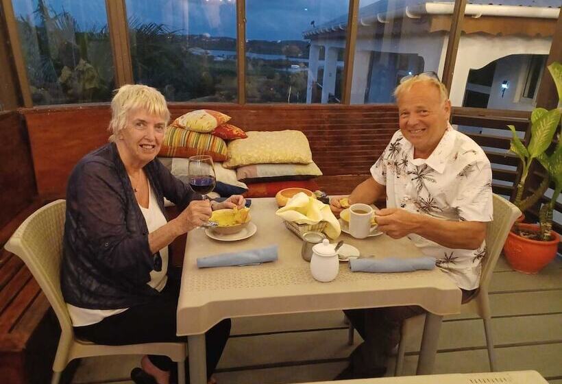 اتاق استاندارد با 2 تخت دوبل, Ellen Bay Inn