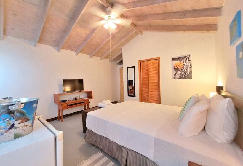 اتاق استاندارد با 2 تخت دوبل, Ellen Bay Inn