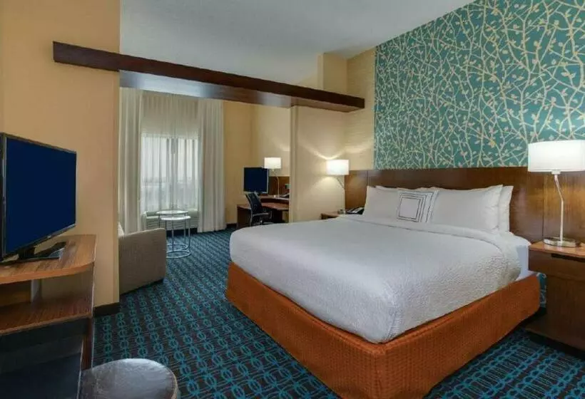 キングサイズベッドのスイートルーム, Fairfield Inn & Suites By Marriott Fort Lauderdale Pembroke Pines