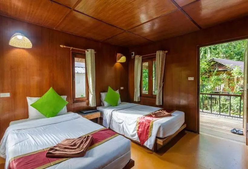 スーペリアーバンガロー, Khao Sok Cabana Resort