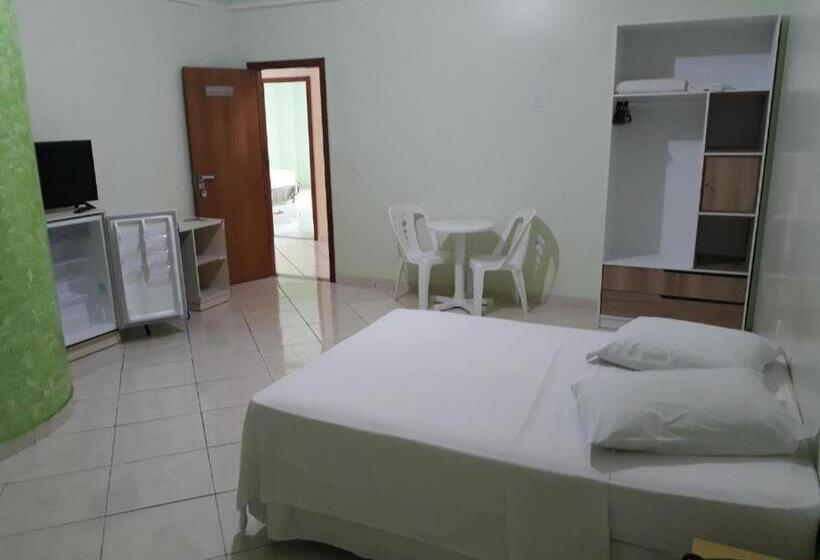 غرفة قياسية فردية, Mais