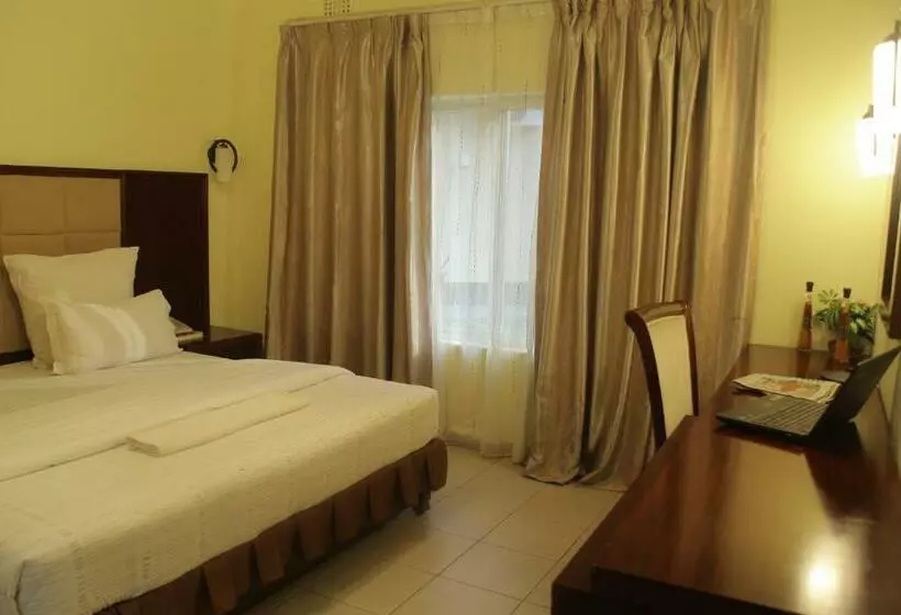 اتاق استاندارد, Mika Convention Center Meanwood