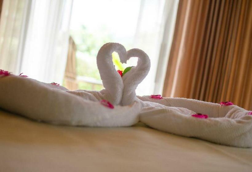 بنغل قياسي مع  إطلالات, Miradas Arenal Hotel & Hotsprings