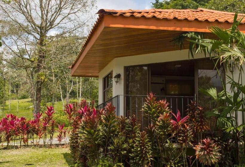 بنغل قياسي مع  إطلالات, Miradas Arenal Hotel & Hotsprings