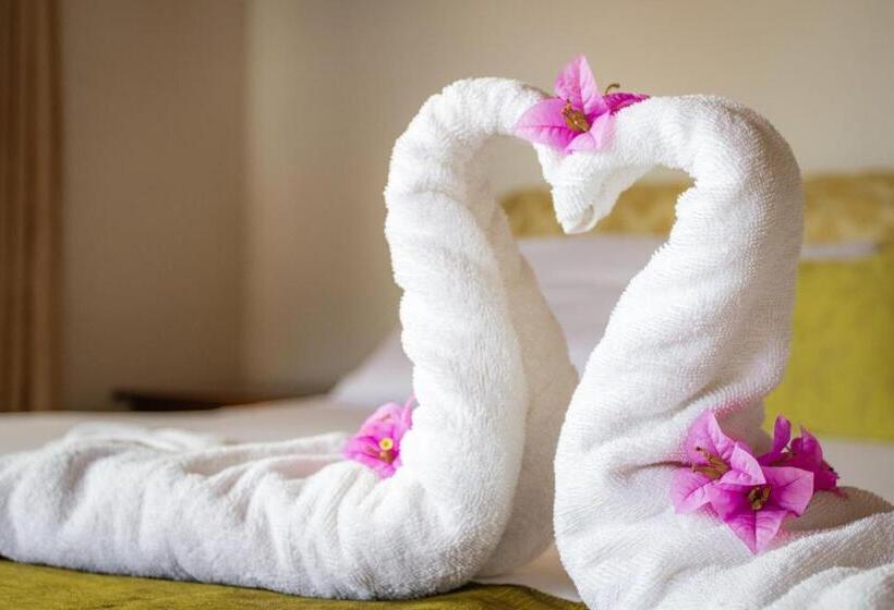 بنغل عائلي  مع إطلالات, Miradas Arenal Hotel & Hotsprings