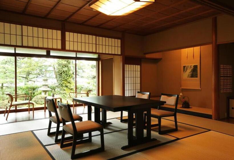 Четырехместный Номер Стандарт, Monjusou Shourotei