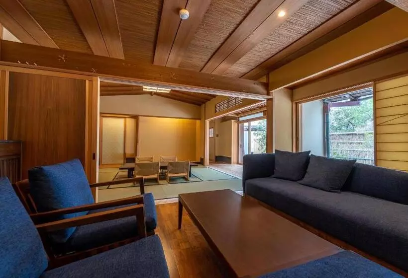 Suite with Terrace, Monjusou Shourotei