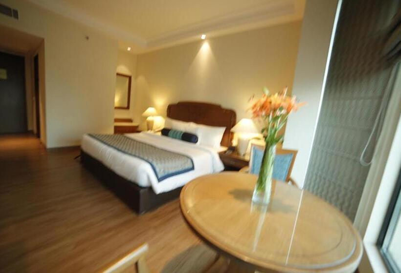 סוויטה, The Lalit Traveller Jaipur