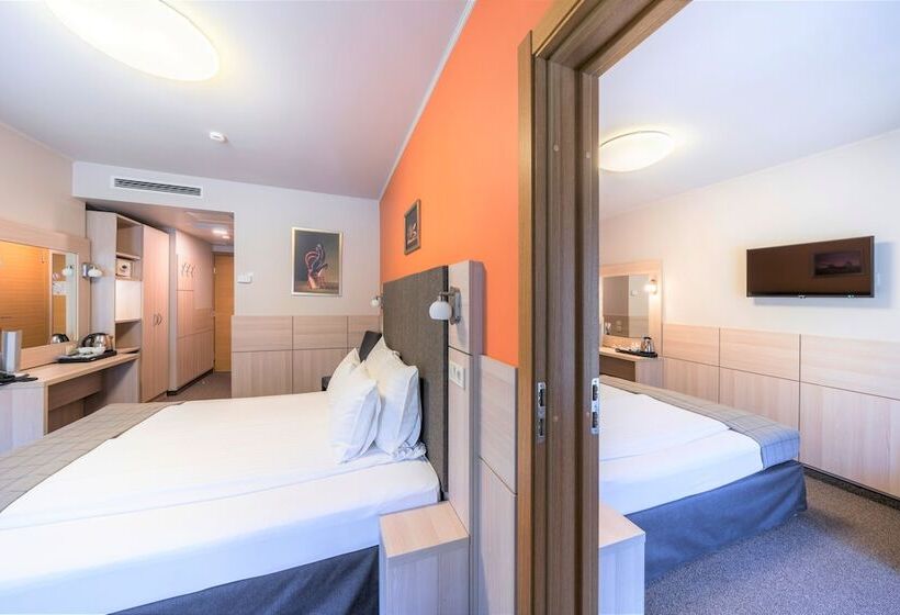 اتاق خانوادگی, Wellton Riga Hotel & Spa