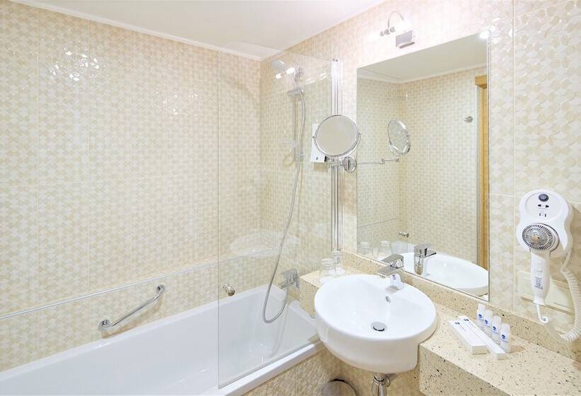اتاق استاندارد با دسترسی به اسپا, Wellton Riga Hotel & Spa