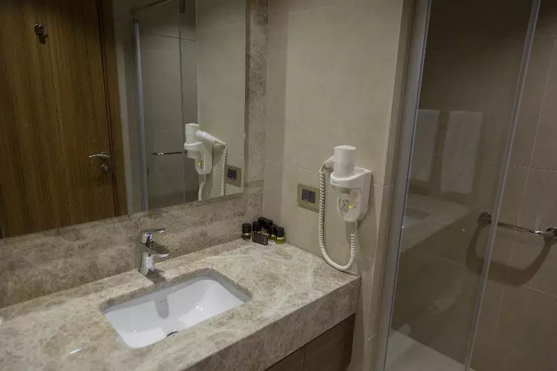 اتاق استاندارد, Ramada Hotel & Suites by Wyndham Kusadasi