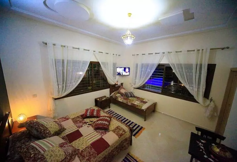 اتاق استاندارد با چشم‌انداز استخر, Riad Mimosa