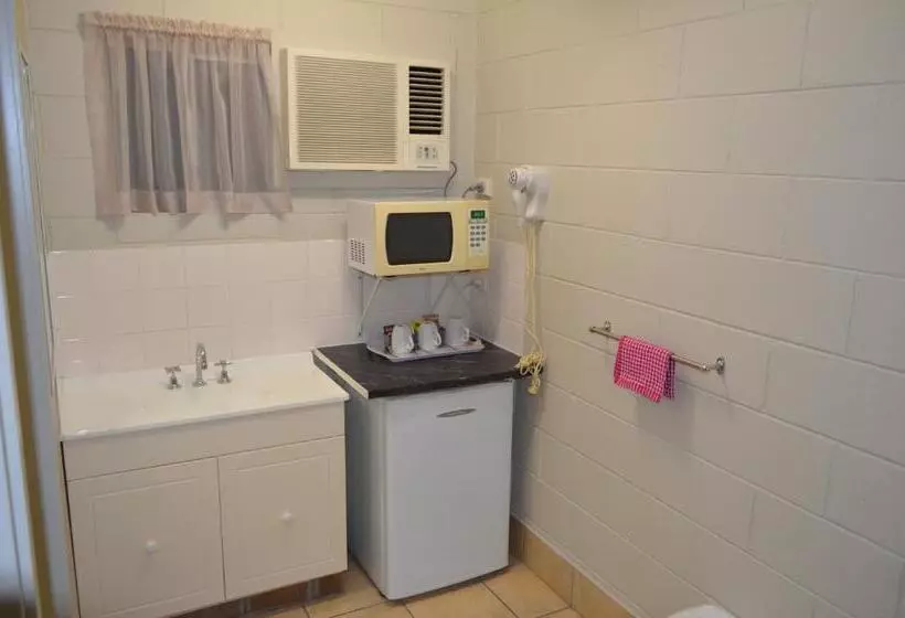 スタンダードトリプルルーム, Welcome Home Motel Rockhampton