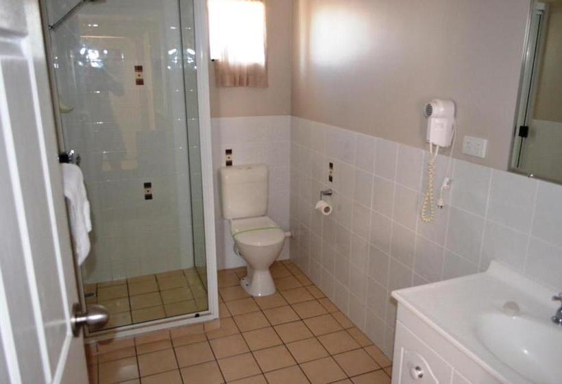 Семейный Номер, Welcome Home Motel Rockhampton
