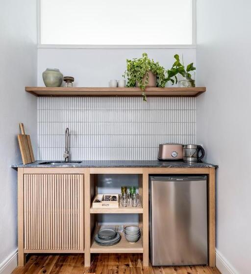 سوییت, Bondi Beach House