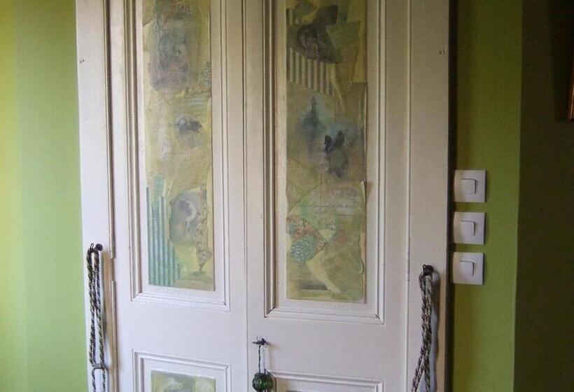 스탠다드 룸, Les Chambres De Pontfol   Chambres D Hôtes   Guest House