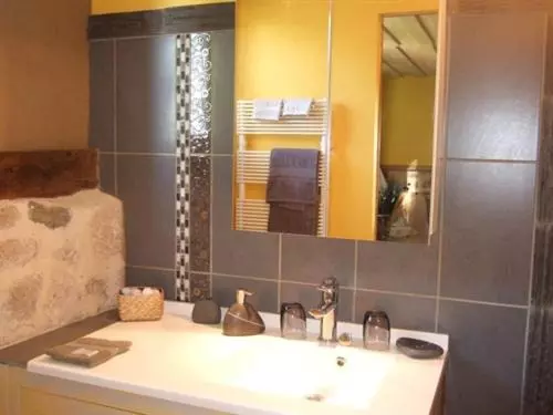 スタンダードルーム, Les Chambres De Pontfol Chambres D Hôtes Guest House