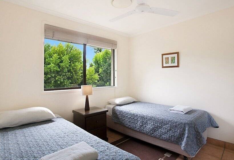 דירת שני חדרים, Cayman Quays