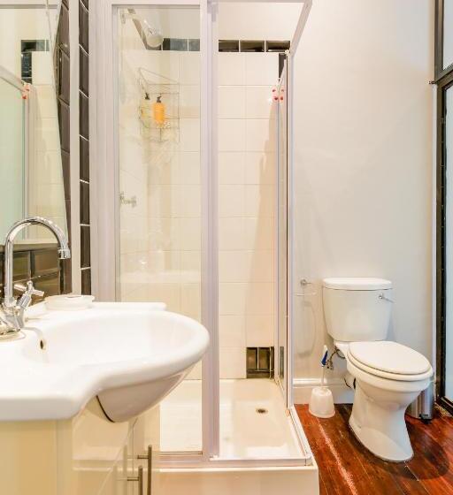 דירת חדר, Eendracht Apartments