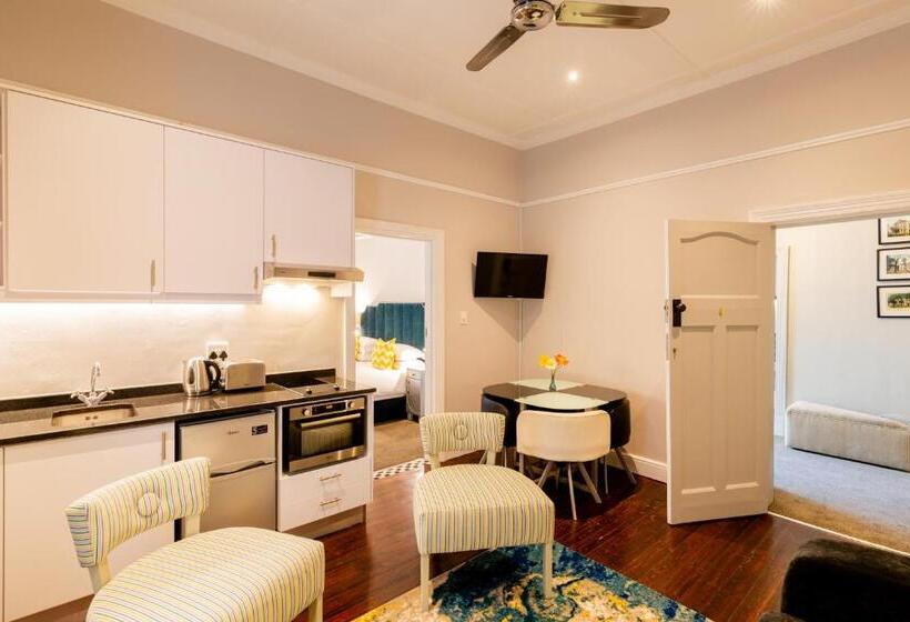 דירת חדר, Eendracht Apartments