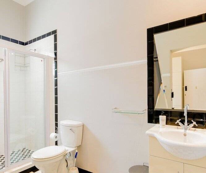 Апартаменты 2 Спальни, Eendracht Apartments