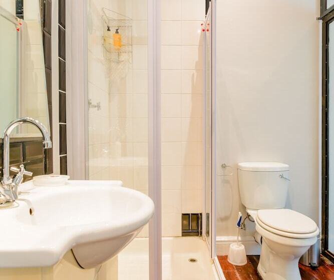 דירת חדר, Eendracht Apartments