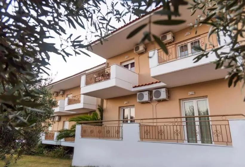 Habitació Triple Estàndard, Evripidis