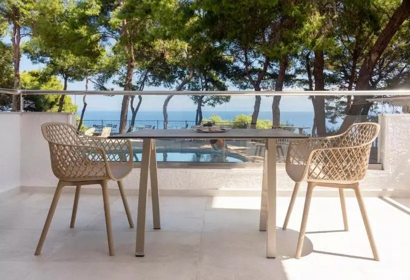 Apartament 2 Dormitoris, Evripidis