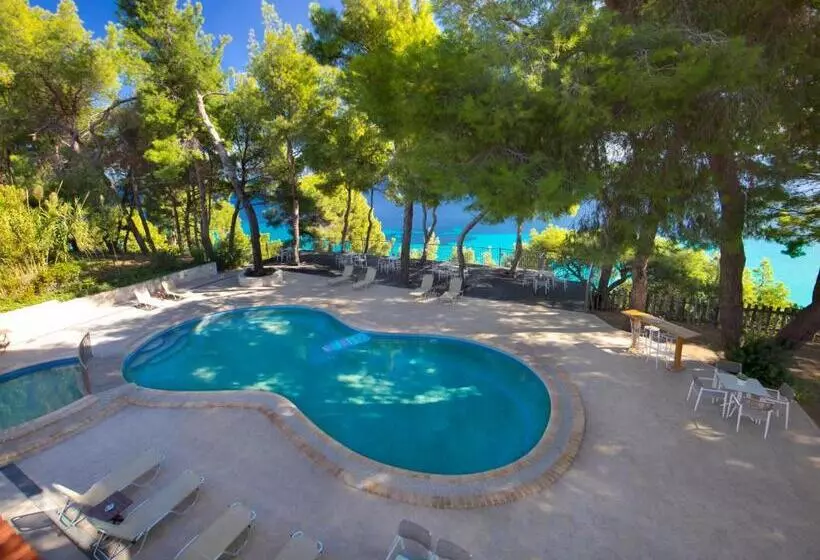 Apartament 2 Dormitoris, Evripidis