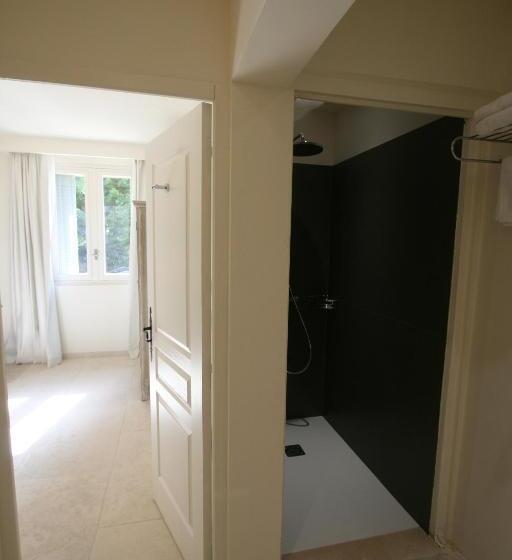 غرفة كلاسيكية, Château Les Oliviers De Salettes