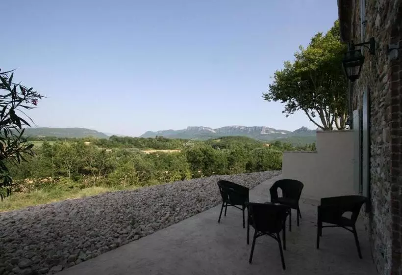 ジュニアスイート, Château Les Oliviers De Salettes