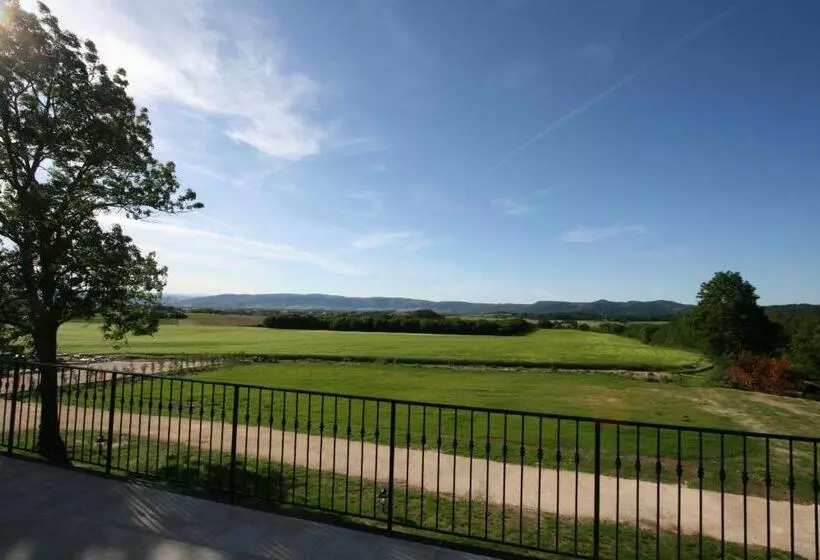 スーペリアールーム, Château Les Oliviers De Salettes