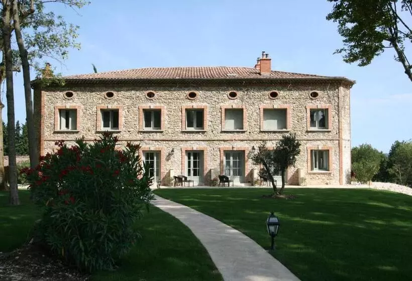スーペリアールーム, Château Les Oliviers De Salettes