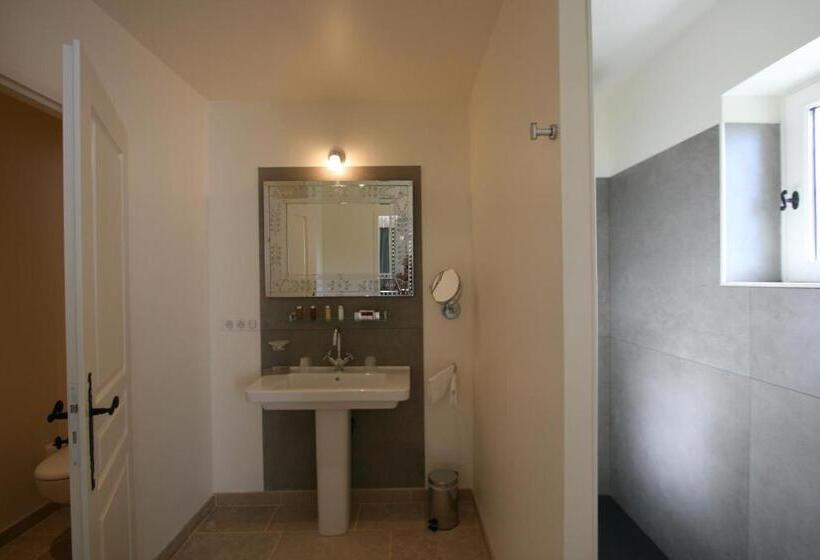 غرفة كلاسيكية, Château Les Oliviers De Salettes