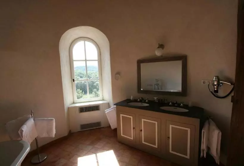 スイート, Château Les Oliviers De Salettes
