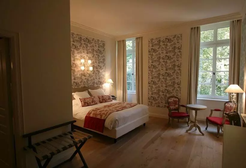 デラックスルーム, Château Les Oliviers De Salettes