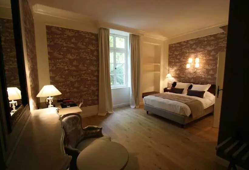 デラックスルーム, Château Les Oliviers De Salettes