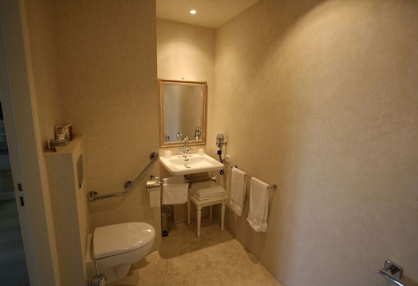 Номер Deluxe, Château Les Oliviers De Salettes