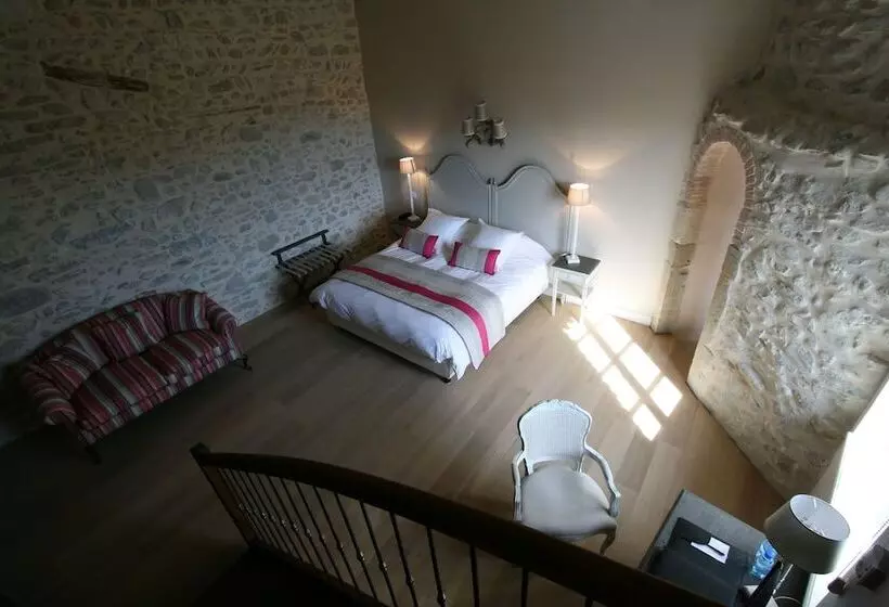 スイート, Château Les Oliviers De Salettes