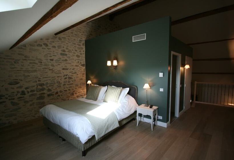 جناح, Château Les Oliviers De Salettes