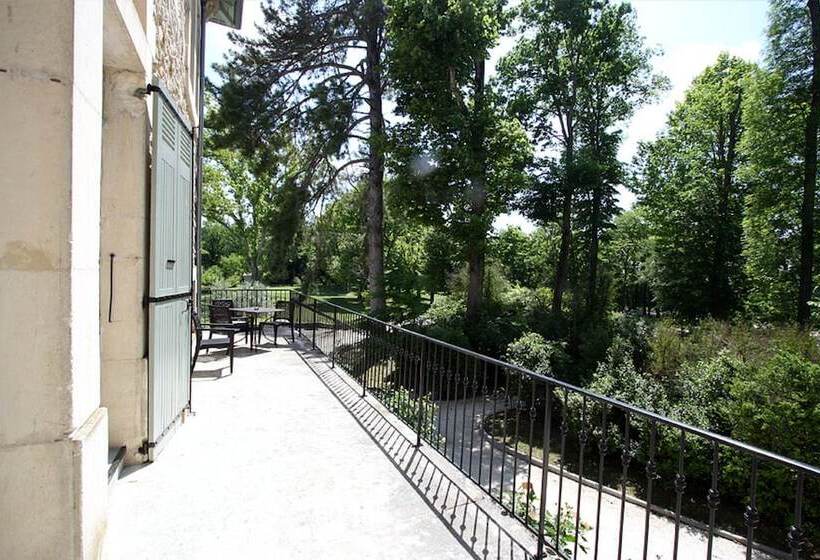 סוויטה, Château Les Oliviers De Salettes