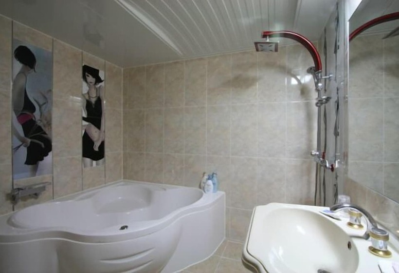 Sviitti, Cleopatra