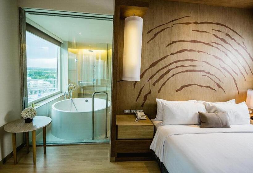Люкс Executive Вид на Море, Mövenpick Siam Hotel Na Jomtien Pattaya