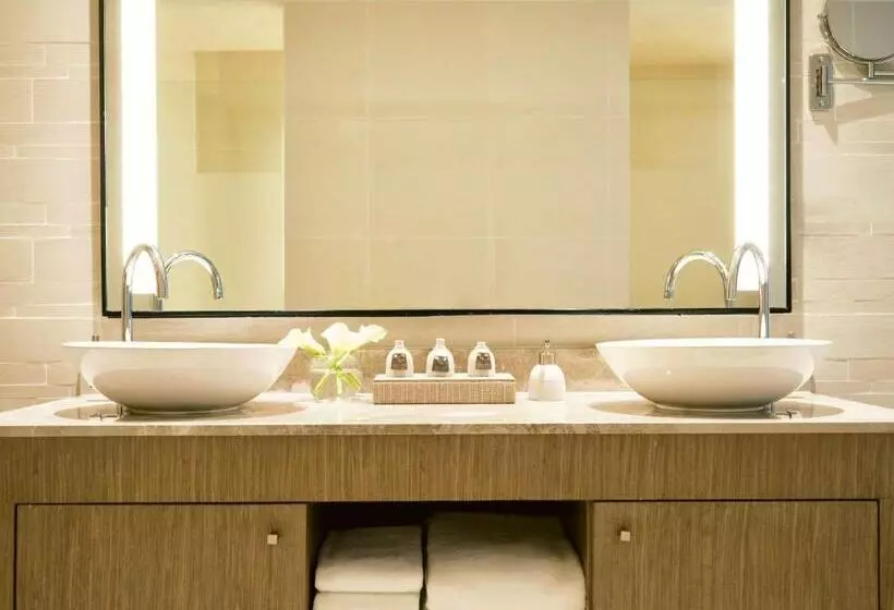 海の見えるエクゼクティブスイート, Mövenpick Siam Hotel Na Jomtien Pattaya