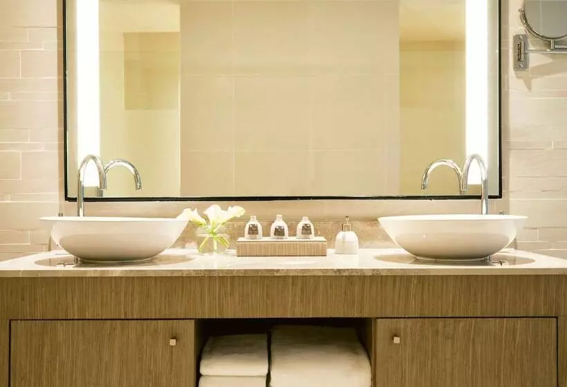 海の見えるエクゼクティブスイート, Mövenpick Siam Hotel Na Jomtien Pattaya