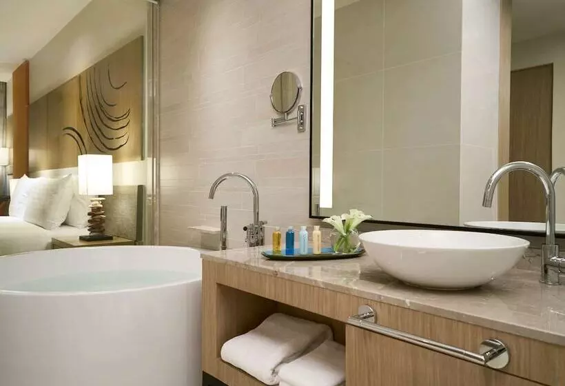 オーシャンビューのプレミアムルーム。, Mövenpick Siam Hotel Na Jomtien Pattaya