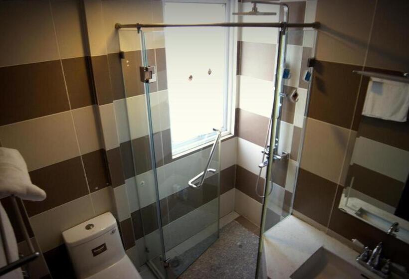 اتاق سوپریور سه تخته, Sai Gon Amigo