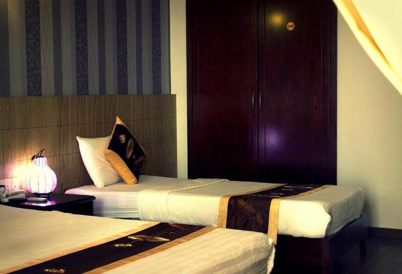 اتاق خانوادگی, Sai Gon Amigo