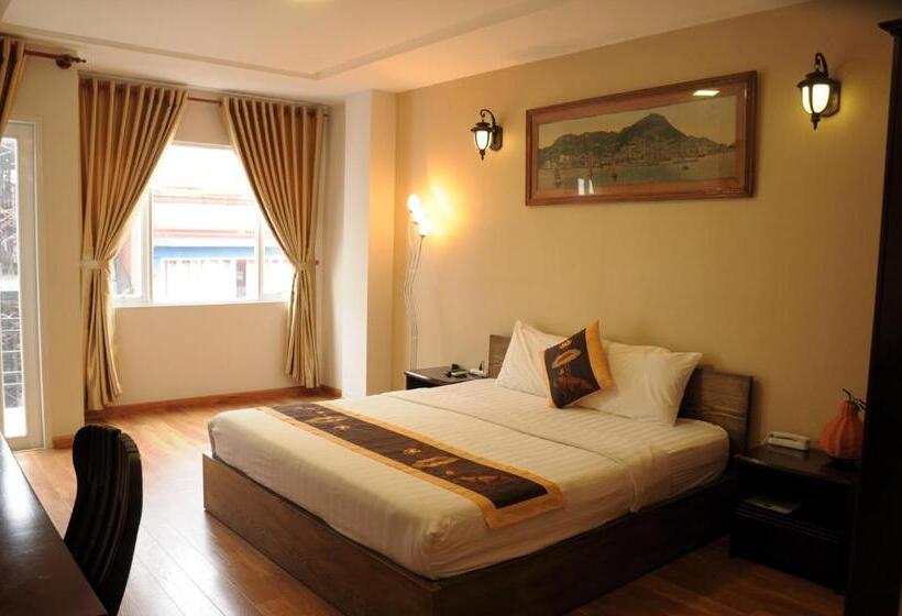 اتاق لوکس با بالکن, Sai Gon Amigo